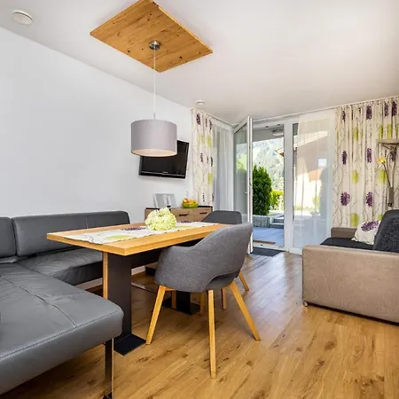 Apartment Ambiente *
